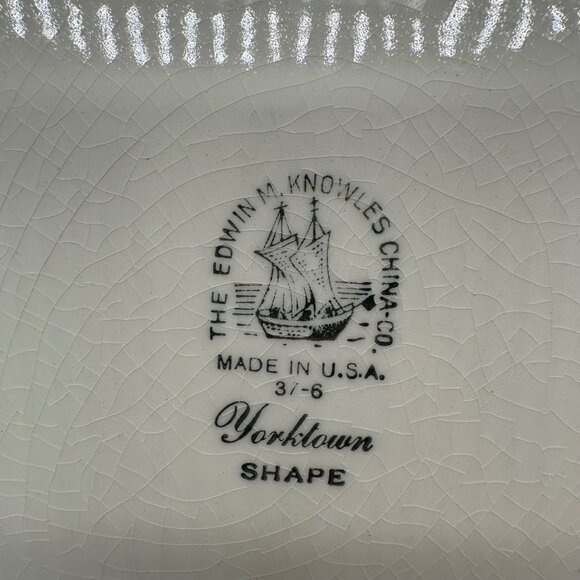 Vintage Chop Plate Platter Floral 1940s Penthouse Knowles Yorktown USA Flowers - Picture 4 of 9